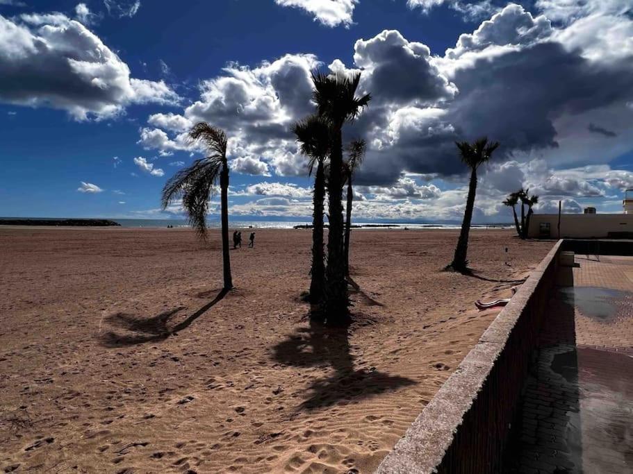 T2 Neuf + Piscine, 5 Mn A Pied Des Plages Sérignan Esterno foto