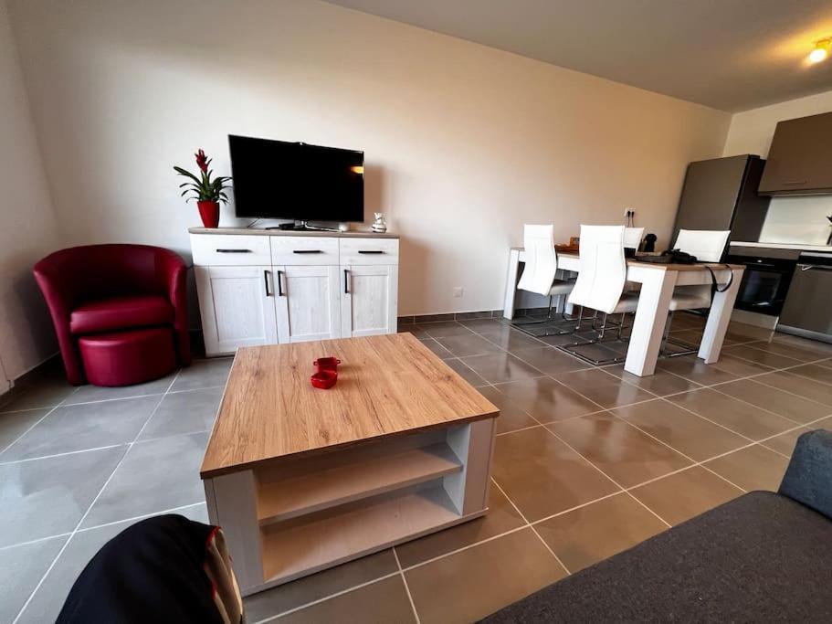 T2 Neuf + Piscine, 5 Mn A Pied Des Plages Sérignan Esterno foto